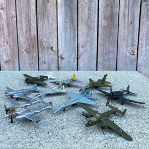 Vintage Military Die Cast Metal Airplanes US Air Force Road Champs